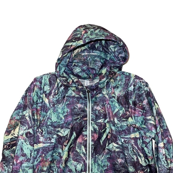 Lululemon Woman Jacket Size 6 - Picture 3 of 5